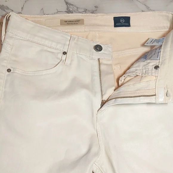 NWT AG Adriano Goldschmied Farrah Cream High-Rise Coated Skinny Jeans, Size 27 - Picture 6 of 9